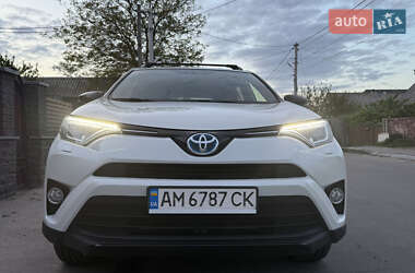 Внедорожник / Кроссовер Toyota RAV4 2018 в Коростышеве