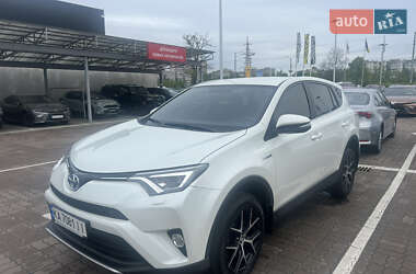 Внедорожник / Кроссовер Toyota RAV4 2017 в Киеве