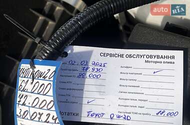 Внедорожник / Кроссовер Toyota RAV4 2016 в 