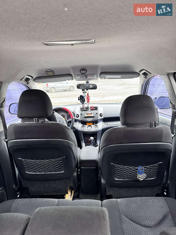 Внедорожник / Кроссовер Toyota RAV4 2007 в Перещепине