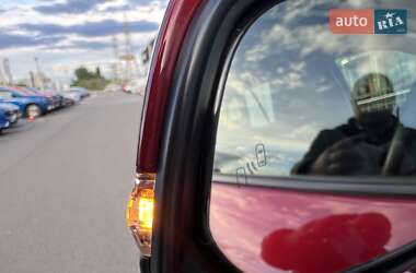 Позашляховик / Кросовер Toyota RAV4 2019 в 