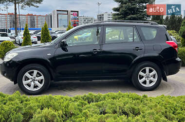 Внедорожник / Кроссовер Toyota RAV4 2007 в 