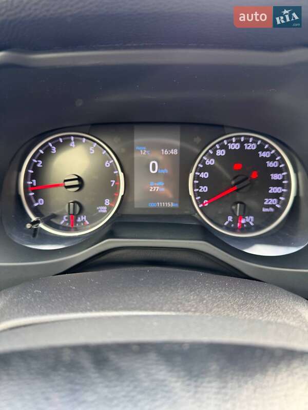 Позашляховик / Кросовер Toyota RAV4 2019 в Києві