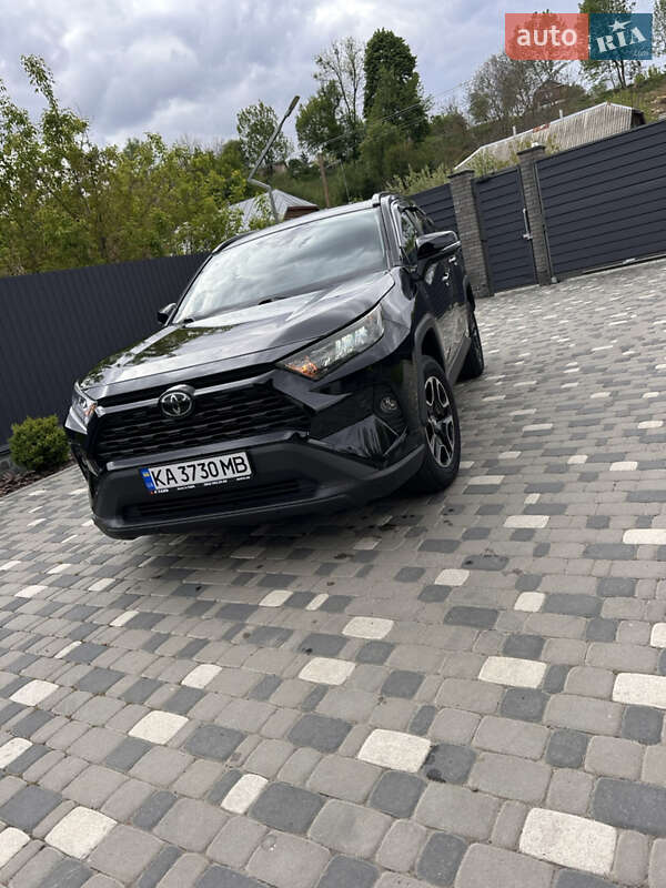 Toyota RAV4 2019