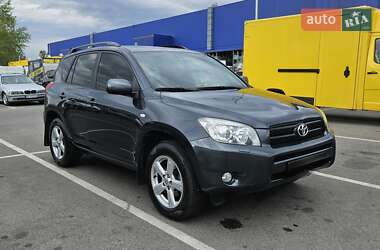 Позашляховик / Кросовер Toyota RAV4 2006 в Дніпрі