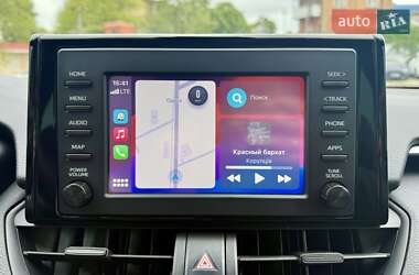 Внедорожник / Кроссовер Toyota RAV4 2019 в 