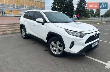 Внедорожник / Кроссовер Toyota RAV4 2019 в Харькове