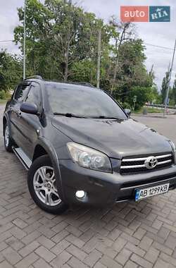 Позашляховик / Кросовер Toyota RAV4 2006 в Гайсину