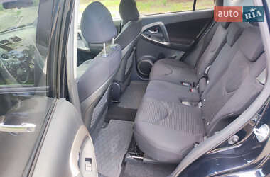 Позашляховик / Кросовер Toyota RAV4 2008 в 