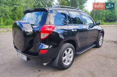 Позашляховик / Кросовер Toyota RAV4 2008 в 