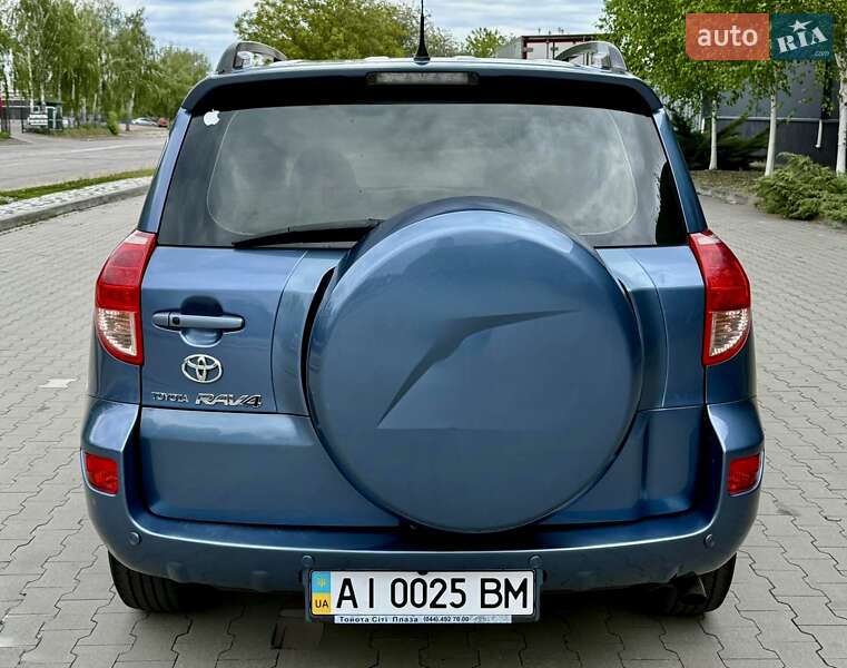 Позашляховик / Кросовер Toyota RAV4 2008 в Києві