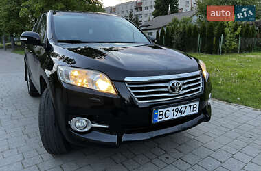 Позашляховик / Кросовер Toyota RAV4 2010 в 