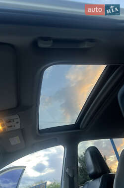 Внедорожник / Кроссовер Toyota RAV4 2013 в 