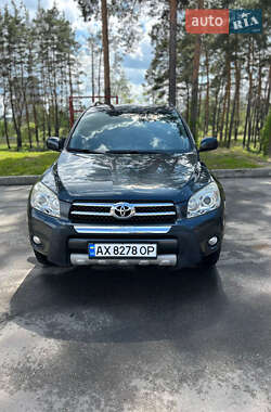 Внедорожник / Кроссовер Toyota RAV4 2008 в 