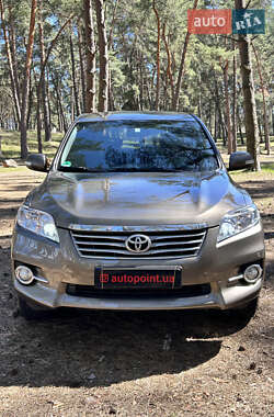 Внедорожник / Кроссовер Toyota RAV4 2011 в Сумах