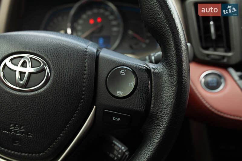 Внедорожник / Кроссовер Toyota RAV4 2013 в Киеве