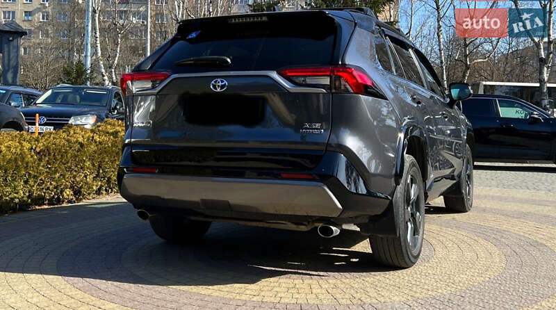 Внедорожник / Кроссовер Toyota RAV4 2019 в Львове