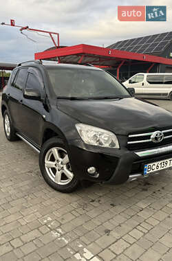 Позашляховик / Кросовер Toyota RAV4 2008 в 
