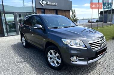 Внедорожник / Кроссовер Toyota RAV4 2011 в 