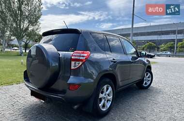 Внедорожник / Кроссовер Toyota RAV4 2011 в 
