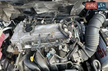 Внедорожник / Кроссовер Toyota RAV4 2011 в 