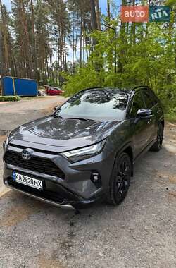 Внедорожник / Кроссовер Toyota RAV4 2024 в Киеве