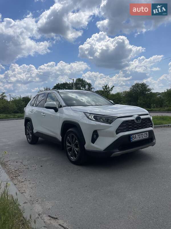 Toyota RAV4 2023