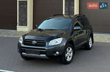 Внедорожник / Кроссовер Toyota RAV4 2007 в 