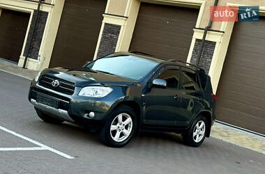 Внедорожник / Кроссовер Toyota RAV4 2007 в 