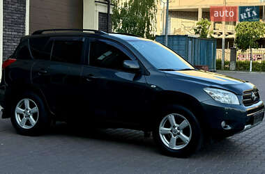 Внедорожник / Кроссовер Toyota RAV4 2007 в 