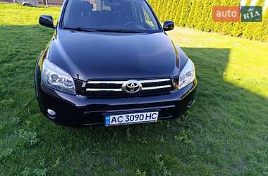 Внедорожник / Кроссовер Toyota RAV4 2006 в 