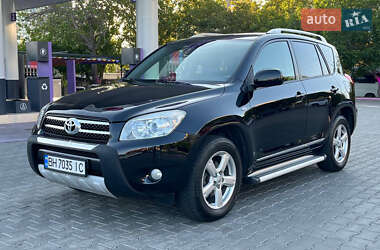 Позашляховик / Кросовер Toyota RAV4 2008 в 