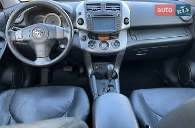 Позашляховик / Кросовер Toyota RAV4 2008 в 
