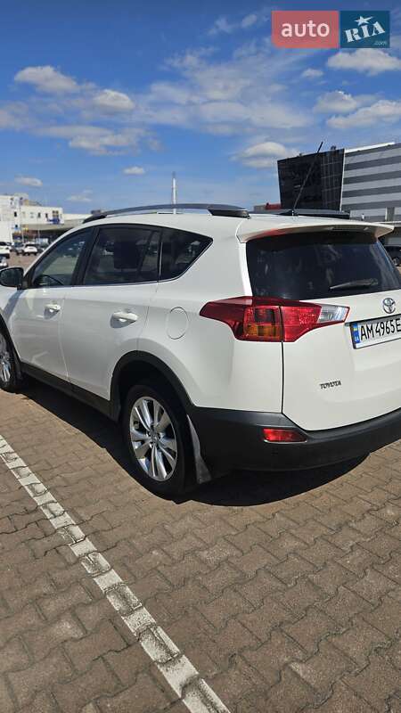 Позашляховик / Кросовер Toyota RAV4 2013 в Житомирі
