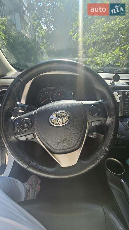 Позашляховик / Кросовер Toyota RAV4 2013 в Житомирі