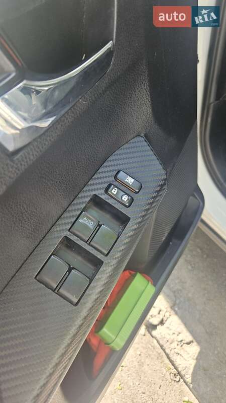 Позашляховик / Кросовер Toyota RAV4 2013 в Житомирі