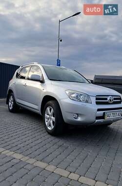 Позашляховик / Кросовер Toyota RAV4 2008 в Мукачевому