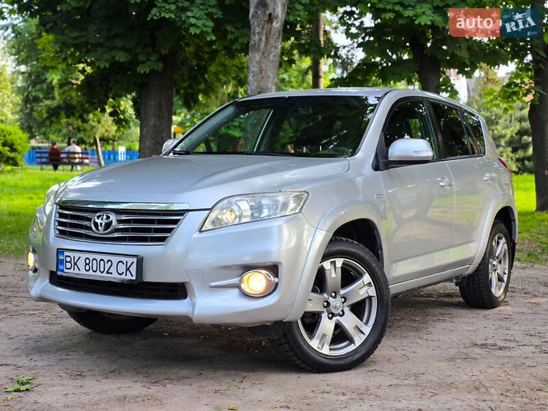 Toyota RAV4 2010