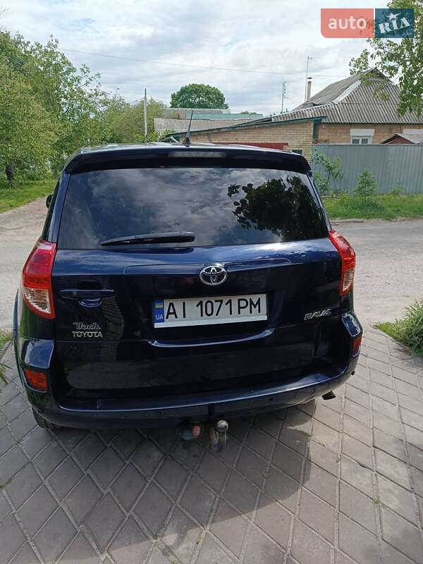 Позашляховик / Кросовер Toyota RAV4 2006 в Броварах