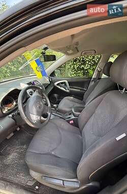 Внедорожник / Кроссовер Toyota RAV4 2006 в 