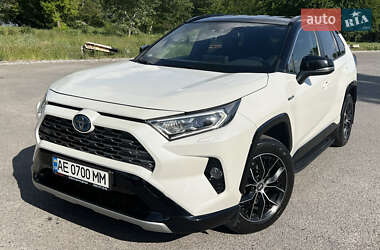 Позашляховик / Кросовер Toyota RAV4 2019 в Дніпрі