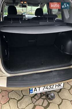 Внедорожник / Кроссовер Toyota RAV4 2008 в 