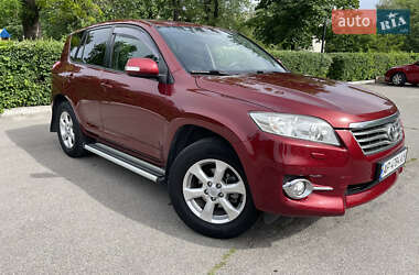 Внедорожник / Кроссовер Toyota RAV4 2010 в 