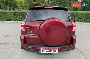 Внедорожник / Кроссовер Toyota RAV4 2010 в 