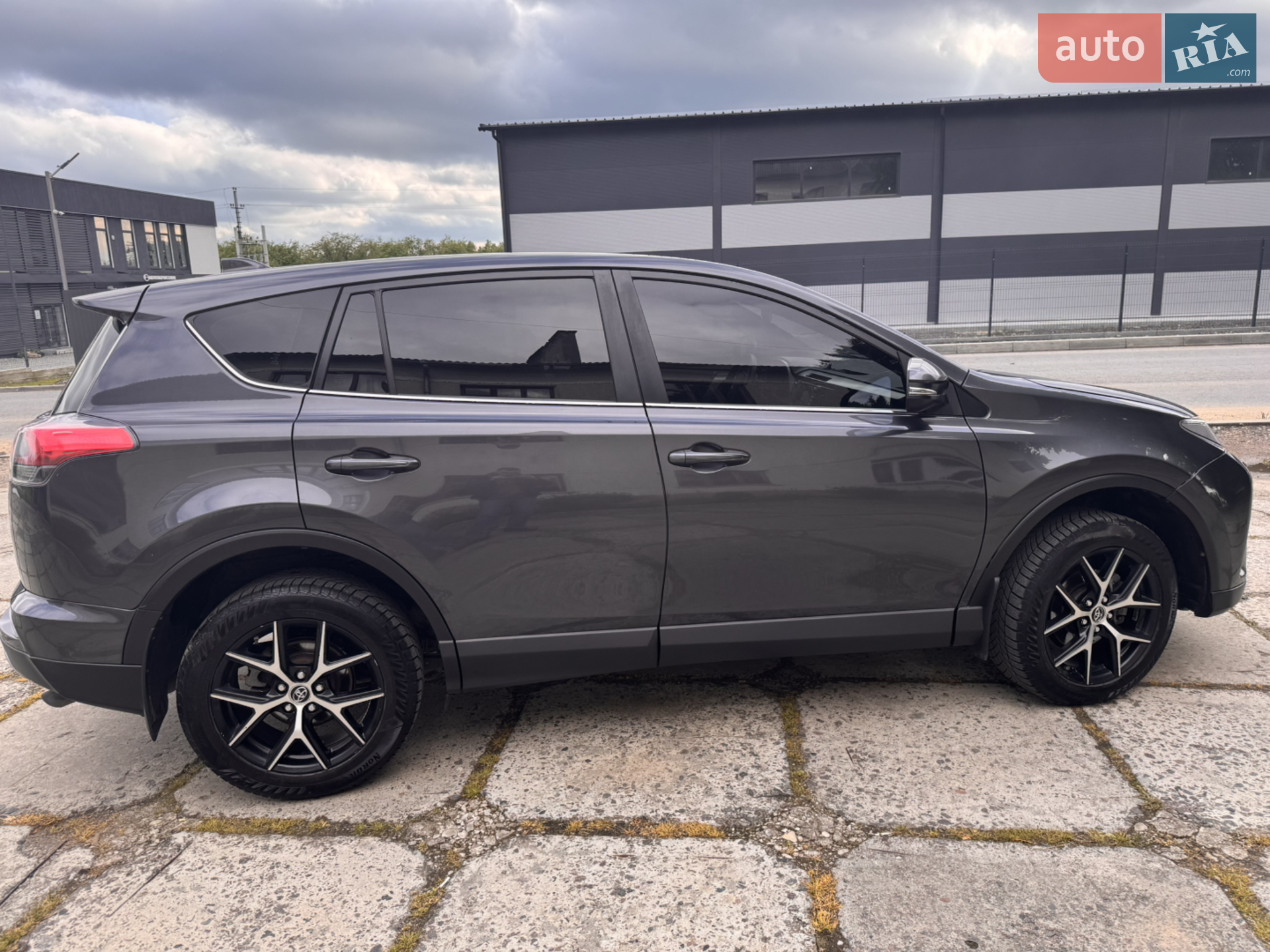 2016 Toyota RAV 4 - мініатюра 7