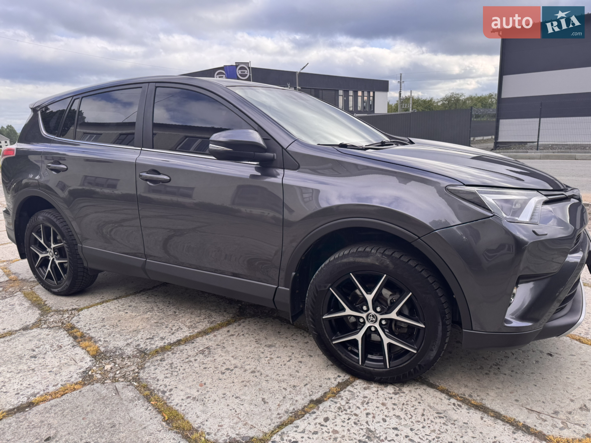2016 Toyota RAV 4 - мініатюра 8