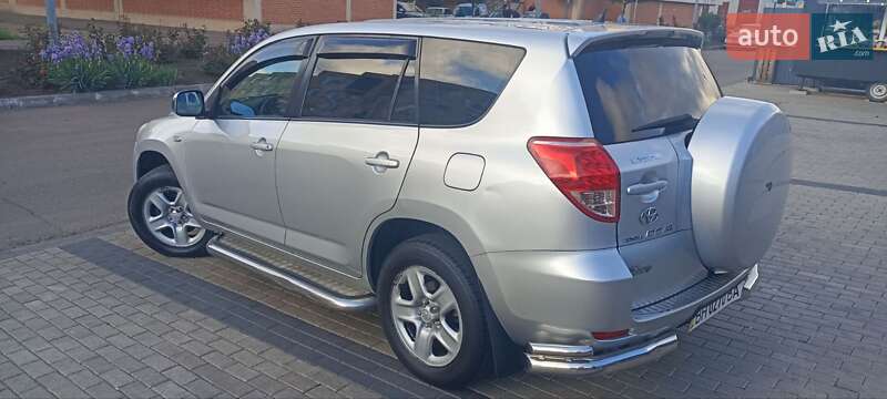 Внедорожник / Кроссовер Toyota RAV4 2006 в Одессе