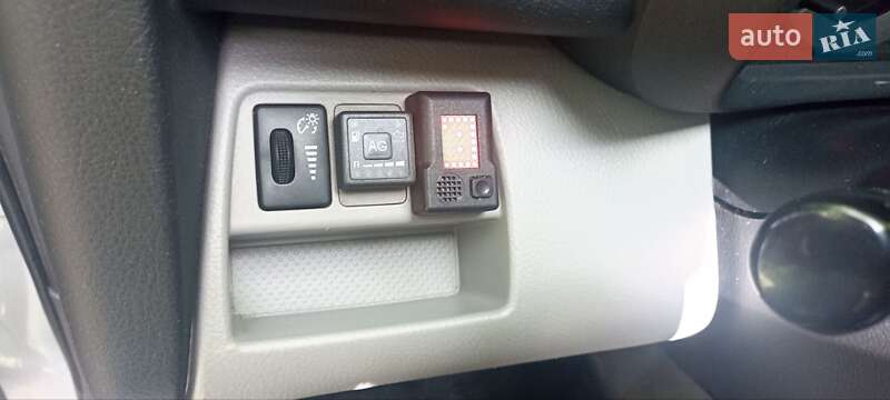 Внедорожник / Кроссовер Toyota RAV4 2006 в Одессе