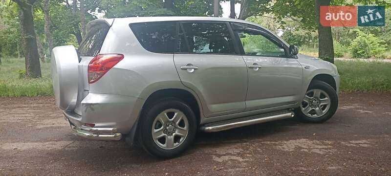 Внедорожник / Кроссовер Toyota RAV4 2006 в Одессе