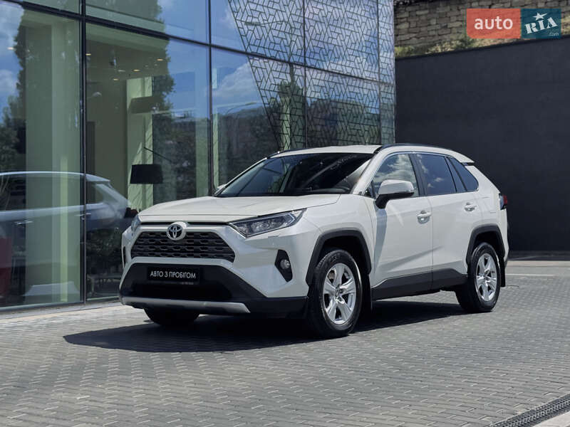 Toyota RAV4 2019